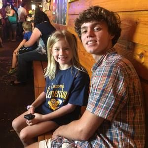 Meet your Posher, Todd